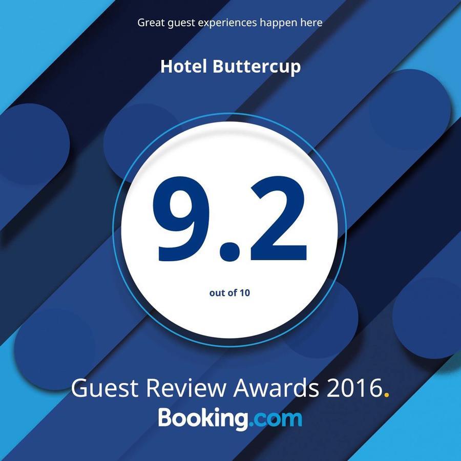 Hotel Buttercup Pokhara Exterior photo