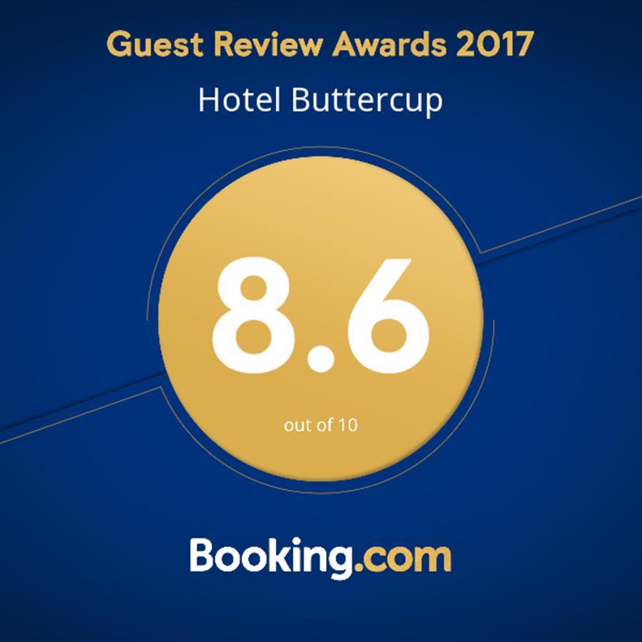 Hotel Buttercup Pokhara Exterior photo